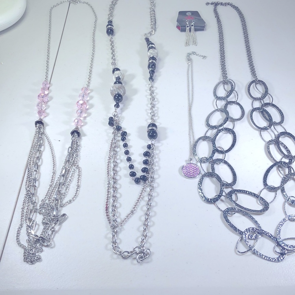 Beautiful Papparazzi Jewelry Lot